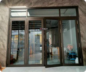 cua-di-nhom-maxpro-4-canh-mo-quay