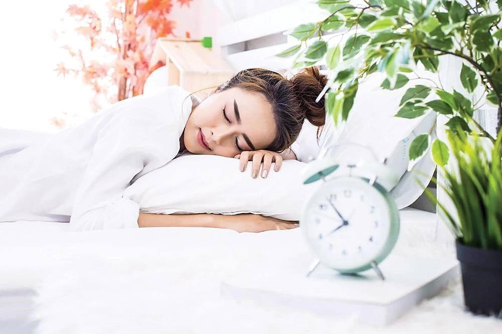 Sức khỏe tinh thần và giấc ngủ gắn bó chặt chẽ, ảnh hưởng lẫn nhau theo nhiều chiều hướng.