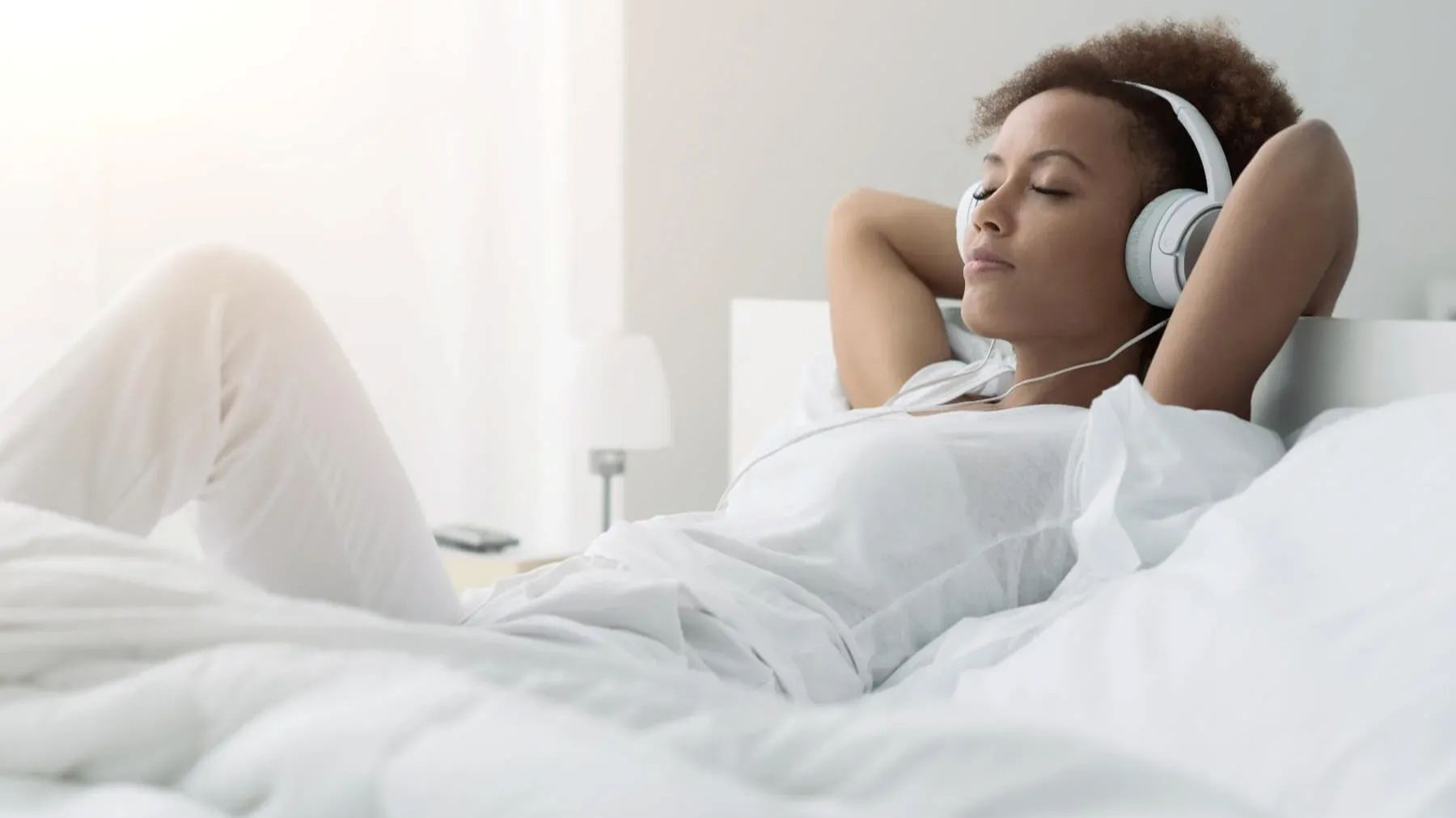 Âm nhạc và giấc ngủ: Cách chọn playlist giúp dễ ngủ và ngủ sâu hơn