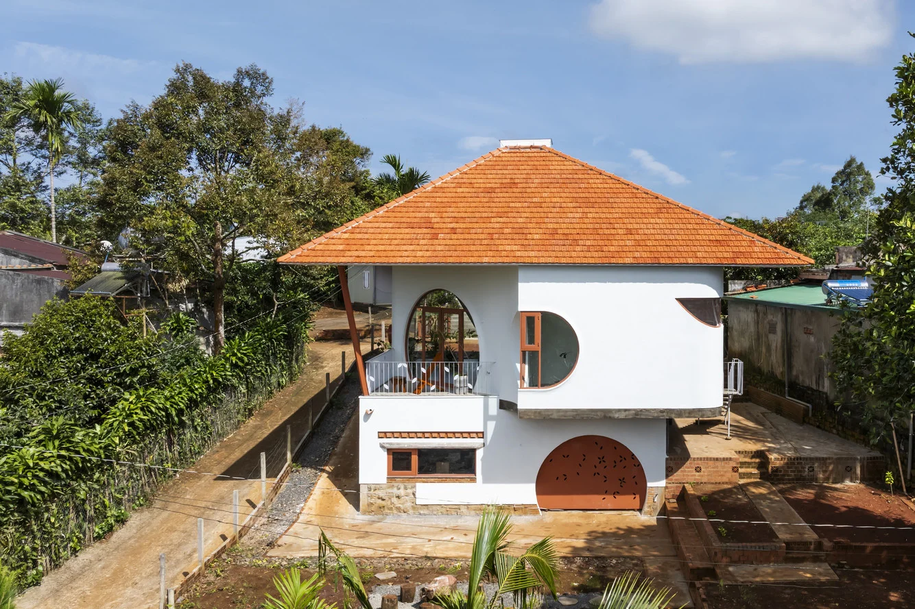 Với vai trò là đơn vị tiên phong trong lĩnh vực giải pháp cửa thông minh, Công ty lắp đặt cửa cuốn TP HCM đang góp phần hiện thực hóa xu hướng “truyền thống hòa cùng hiện đại”.