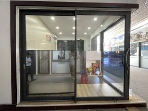 cửa-đi-lùa-xingfa-class-a